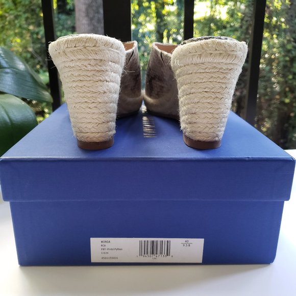STUART WEITZMAN Wonda Espadrille Wedge Mule in Python Print Leather Size 9.5 - Picture 11 of 14